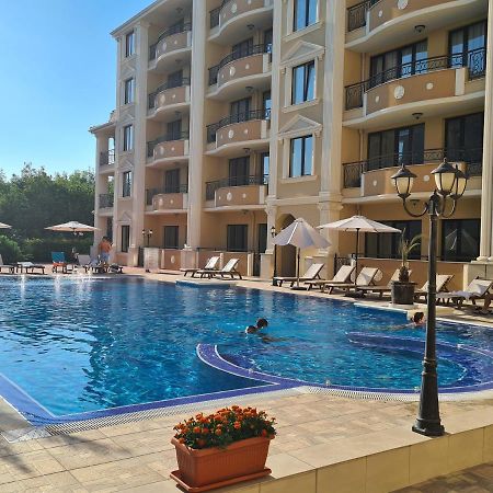 Flora Beach Private Apart otel Ahyolu Dış mekan fotoğraf